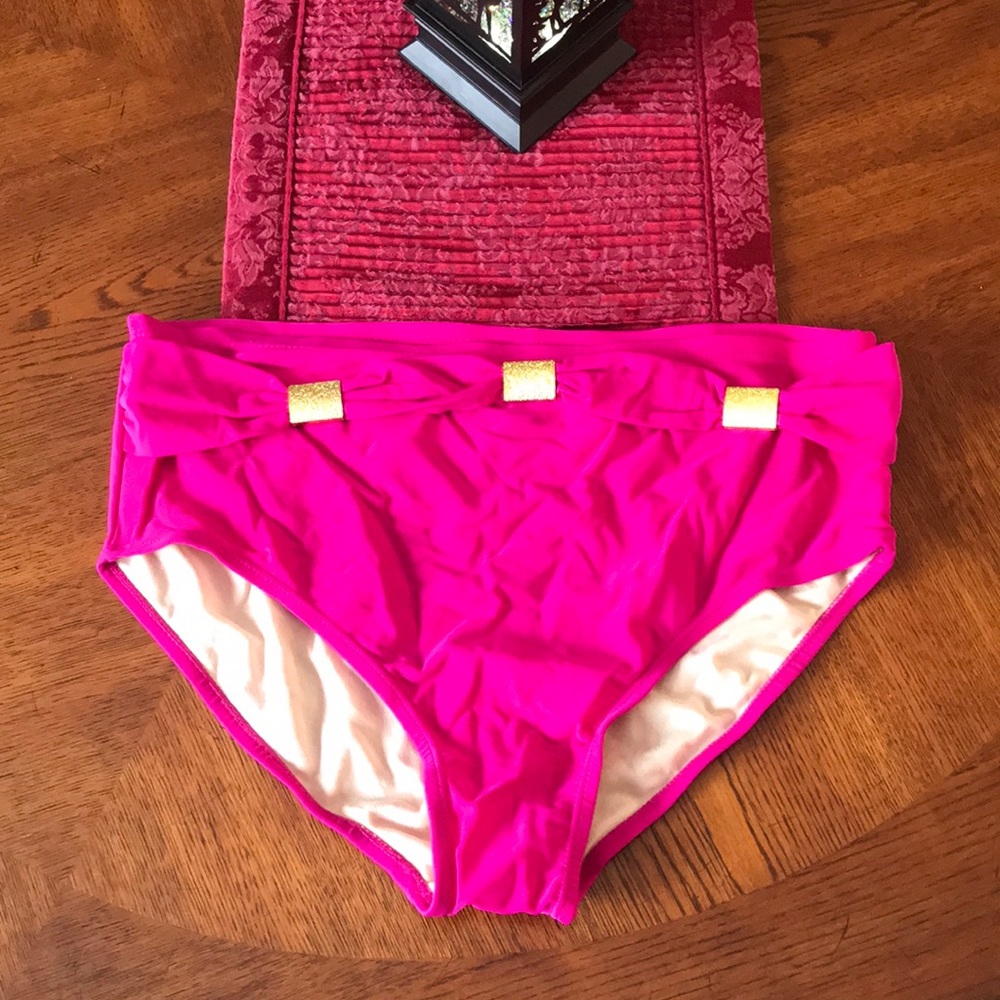 NWOT swim bottoms